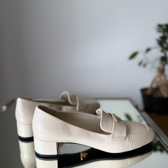 Prada Mocassini Loafer Pump 40.5 $1,075 - Picture 3 of 10